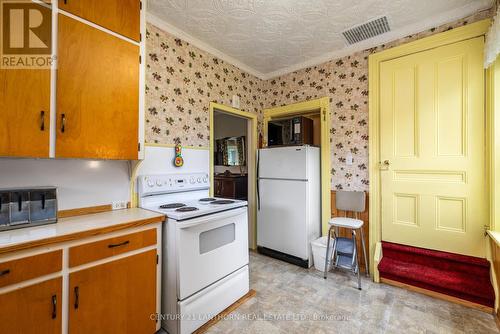 53 Arbuckle Road, Quinte West, ON - Indoor Photo Showing Kitchen