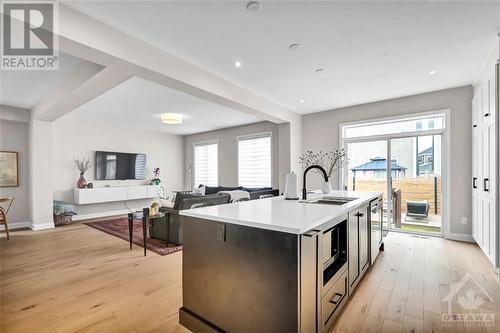 65 Pelham Crescent, Richmond, ON - Indoor Photo Showing Kitchen With Upgraded Kitchen