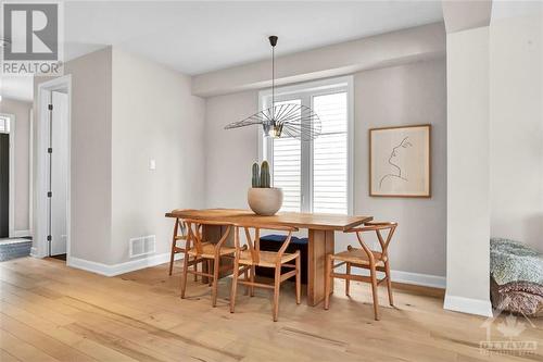 65 Pelham Crescent, Richmond, ON - Indoor Photo Showing Dining Room