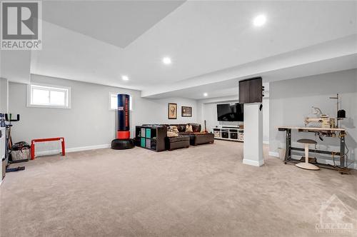 65 Pelham Crescent, Richmond, ON - Indoor Photo Showing Other Room