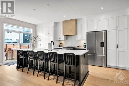 65 Pelham Crescent, Richmond, ON - Indoor Photo Showing Kitchen With Upgraded Kitchen