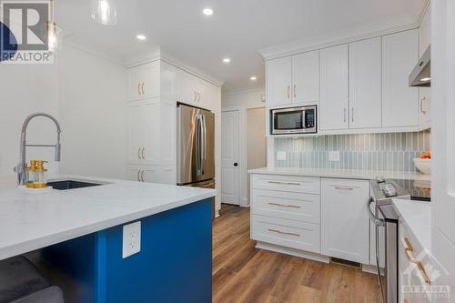 120 Primrose Avenue, Ottawa, ON - Indoor Photo Showing Kitchen With Upgraded Kitchen