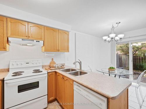 12 Butterchurn Rd, Brampton, ON - Indoor Photo Showing Kitchen With Double Sink