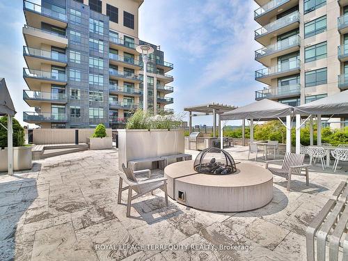 405-35 Fontenay Crt, Toronto, ON - Outdoor