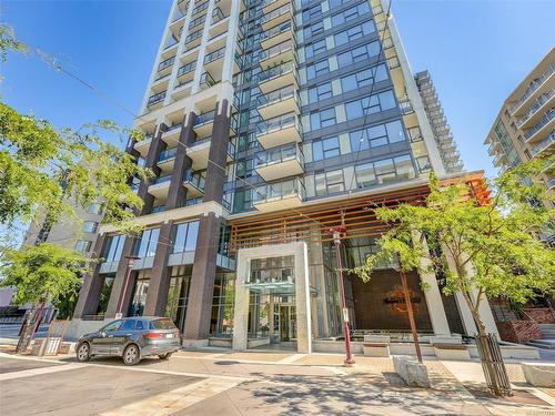 609-777 Herald St, Victoria, BC - Outdoor With Balcony With Facade