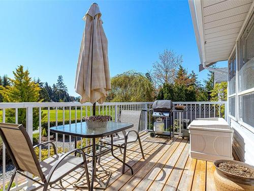 550 Fairways Pl, Cobble Hill, BC - Outdoor With Deck Patio Veranda With Exterior