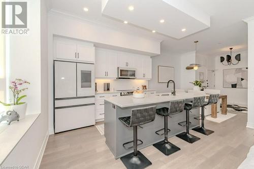 1880 Gordon Street Unit# 204, Guelph, ON - Indoor Photo Showing Kitchen