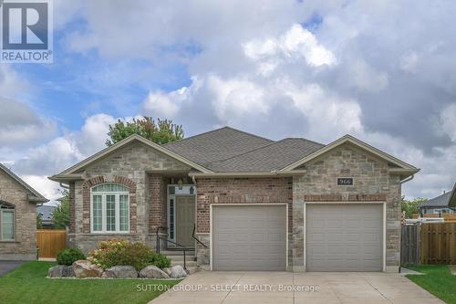 966 Moy Crescent, London, ON - Outdoor With Facade