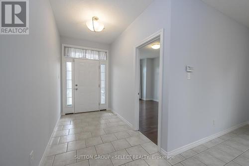 966 Moy Crescent, London, ON - Indoor Photo Showing Other Room