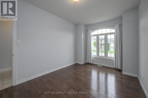 966 Moy Crescent, London, ON - Indoor Photo Showing Other Room