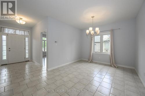 966 Moy Crescent, London, ON - Indoor Photo Showing Kitchen With Stainless Steel Kitchen