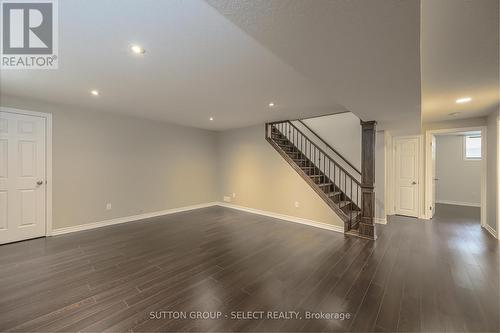 966 Moy Crescent, London, ON - Indoor Photo Showing Bathroom