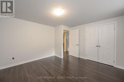 966 Moy Crescent, London, ON - Indoor Photo Showing Other Room