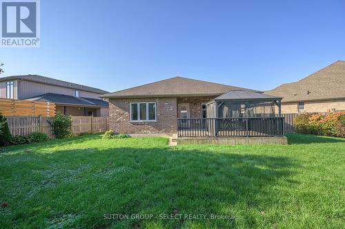 966 Moy Crescent, London, ON - Outdoor With Deck Patio Veranda