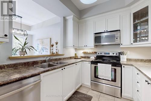 91 - 1250 Saint Martins Drive, Pickering, ON - Indoor Photo Showing Kitchen With Double Sink