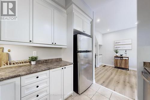 91 - 1250 Saint Martins Drive, Pickering, ON - Indoor Photo Showing Kitchen