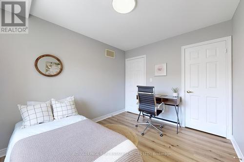 91 - 1250 Saint Martins Drive, Pickering, ON - Indoor Photo Showing Bedroom