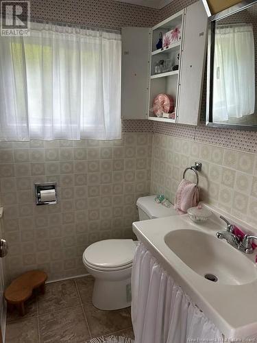 8 Park Avenue, St. Martins, NB - Indoor Photo Showing Bathroom