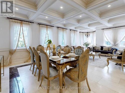 54 Maryvale Crescent, Richmond Hill, ON - Indoor Photo Showing Dining Room