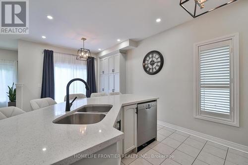 6 Raintree Crescent, Richmond Hill, ON - Indoor Photo Showing Kitchen With Double Sink