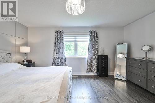 6 Raintree Crescent, Richmond Hill, ON - Indoor Photo Showing Bedroom