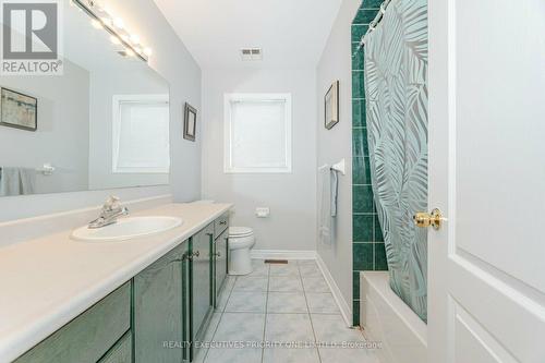 223 Caproni Drive, Vaughan, ON - Indoor Photo Showing Bathroom