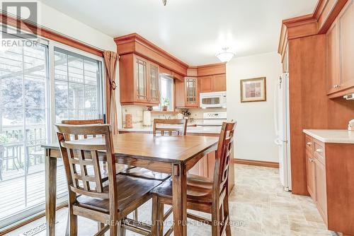 7163 Copenhagen Road, Mississauga, ON - Indoor Photo Showing Dining Room