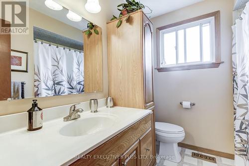 7163 Copenhagen Road, Mississauga, ON - Indoor Photo Showing Bathroom