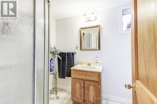 7163 Copenhagen Road, Mississauga, ON - Indoor Photo Showing Bathroom