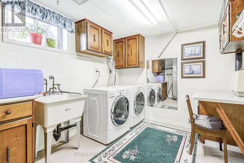 7163 Copenhagen Road, Mississauga, ON - Indoor Photo Showing Laundry Room