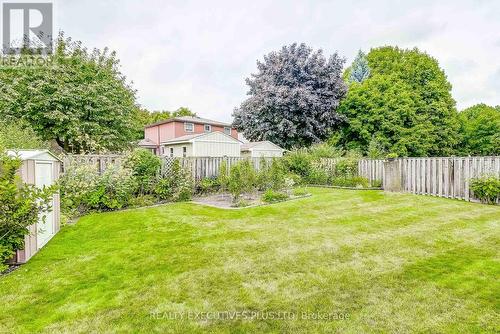 7163 Copenhagen Road, Mississauga, ON - Outdoor With Backyard