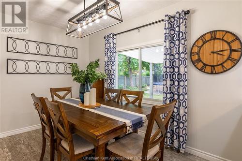 97 Partridge Crescent, Chatham, ON - Indoor Photo Showing Dining Room