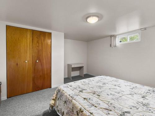 Bedroom - 11861 Rue Poincaré, Montréal (Ahuntsic-Cartierville), QC - Indoor Photo Showing Bedroom