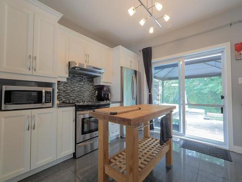 Kitchen - 25 Rue Des Golfeurs, Trois-Rivières, QC - Indoor Photo Showing Kitchen