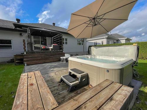 Backyard - 25 Rue Des Golfeurs, Trois-Rivières, QC - Outdoor With Deck Patio Veranda With Exterior