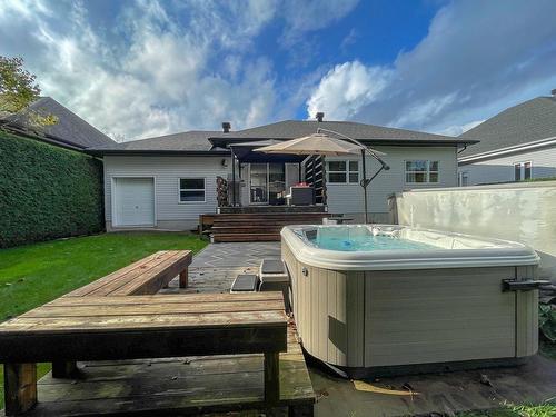 Backyard - 25 Rue Des Golfeurs, Trois-Rivières, QC - Outdoor With Deck Patio Veranda