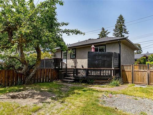 421 Hambrook St, Ladysmith, BC 