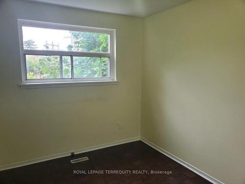 530 Boismere Crt, Mississauga, ON - Indoor Photo Showing Other Room