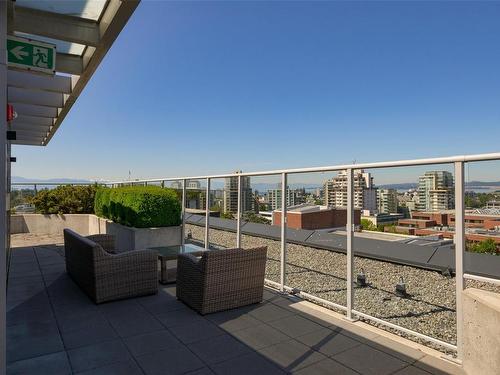 204-838 Broughton St, Victoria, BC - Outdoor With View With Exterior