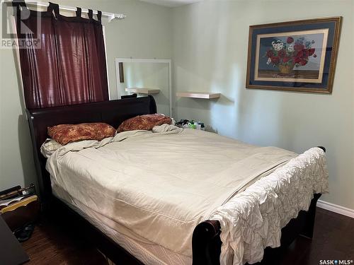 909 King Street, Regina, SK - Indoor Photo Showing Bedroom