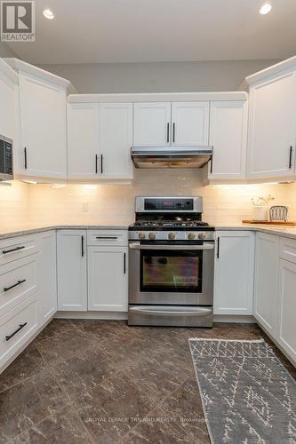 16 Guest Lane, Thames Centre (Mossley), ON - Indoor Photo Showing Kitchen