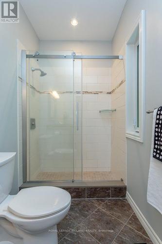 16 Guest Lane, Thames Centre (Mossley), ON - Indoor Photo Showing Bathroom