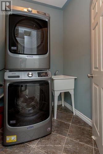 16 Guest Lane, Thames Centre (Mossley), ON - Indoor Photo Showing Laundry Room