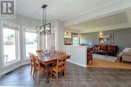 16 Guest Lane, Thames Centre (Mossley), ON - Indoor Photo Showing Dining Room