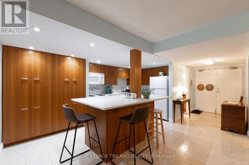 202 - 7 Picton Street, London, ON - Indoor Photo Showing Kitchen