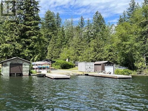 8444 West Sakinaw Lakeshore Way, Pender Harbour, BC - Outdoor With Body Of Water