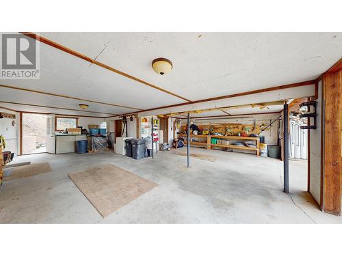 6209 Mission  Road, Cranbrook, BC - Indoor