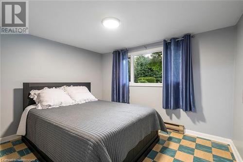 99 River Road, Brampton, ON - Indoor Photo Showing Bedroom