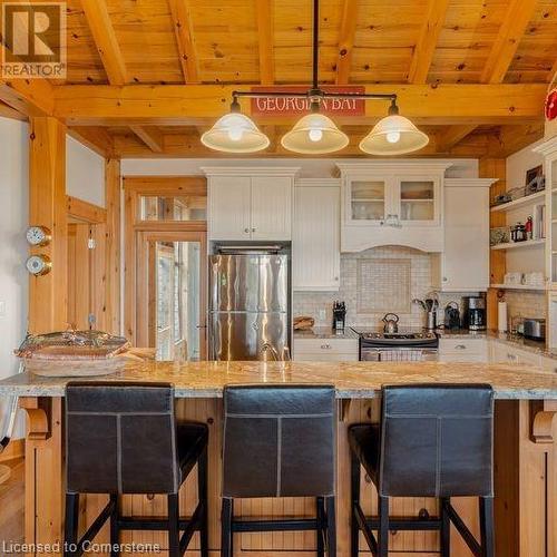 65 B321 Pt. Frying Pan Island, Parry Sound, ON - Indoor Photo Showing Kitchen