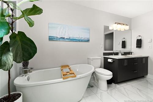 279 O'Neill, Moncton, NB - Indoor Photo Showing Bathroom